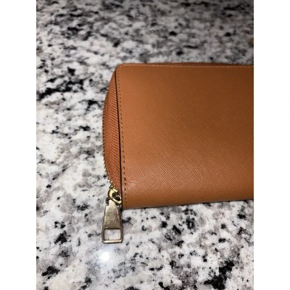 Tory Burch Leather Wallet Wristlet Tan Brown Zip Around Clutch Logo Pouch - Picture 4 of 12